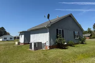 106 White Oak Rd, Eure, NC 27935 - Photo 5