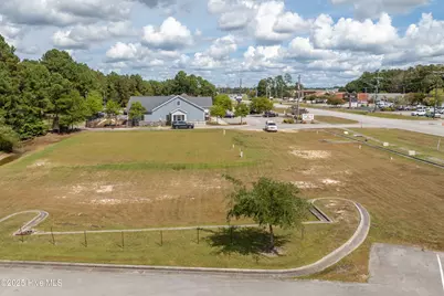 3585 Henderson Drive, Jacksonville, NC 28546 - Photo 15