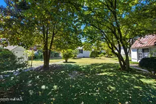 206 W Eden St, Edenton, NC 27932 - Photo 43