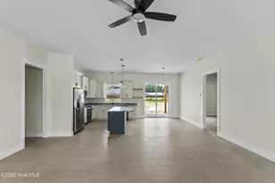110 Hampton Place, Hertford, NC 27944 - Photo 5