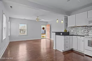 1404 Shackleford St, Morehead City, NC 28557 - Photo 11