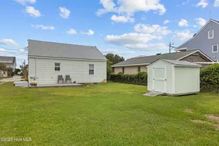 1404 Shackleford St, Morehead City, NC 28557 - Photo 27