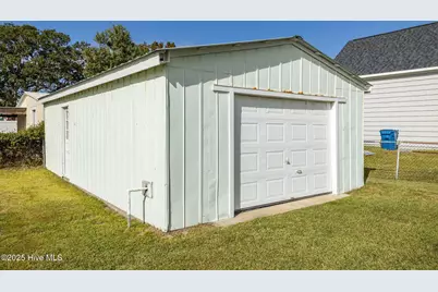 1404 Shackleford Street, Morehead City, NC 28557 - Photo 29