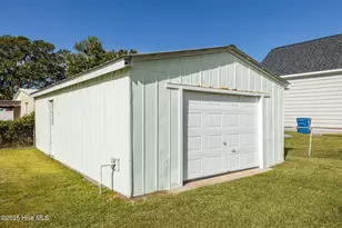 1404 Shackleford St, Morehead City, NC 28557 - Photo 29