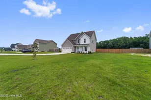 575 Stella Rd, Stella, NC 28582 - Photo 5