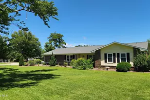 706 Hedrick Blvd, Morehead City, NC 28557 - Photo 9