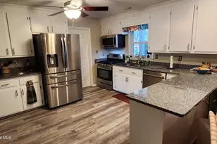 706 Hedrick Blvd, Morehead City, NC 28557 - Photo 33