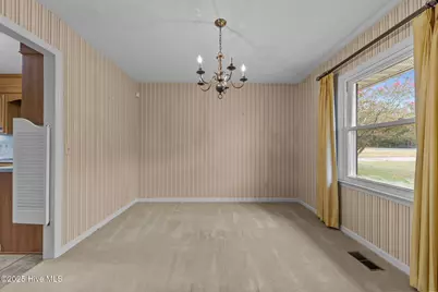 241 Hight Road, Aberdeen, NC 28315 - Photo 7