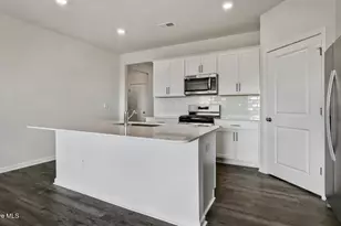507 Ashley Run, Sanford, NC 27330 - Photo 7
