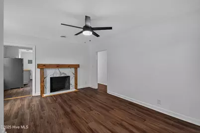 122 E Bayshore Boulevard, Jacksonville, NC 28540 - Photo 7