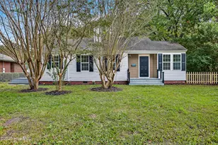 122 E Bayshore Blvd, Jacksonville, NC 28540 - Photo 1
