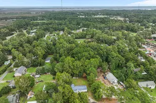 92 Mosley Ln, Wanchese, NC 27981 - Photo 33