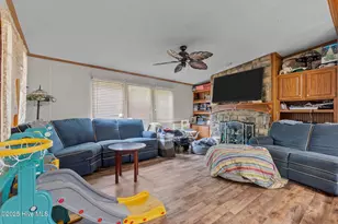 92 Mosley Ln, Wanchese, NC 27981 - Photo 11