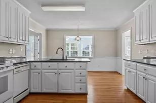 105 Deerfield Ct, Cedar Point, NC 28584 - Photo 11