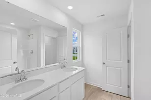 1010 Brooke Ridge Ln, Boiling Spring Lakes, NC 28461 - Photo 11