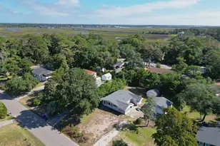 424 Trott St, Oak Island, NC 28465 - Photo 7