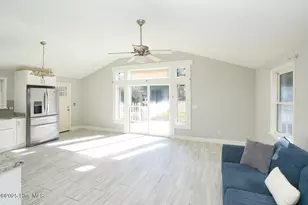 127 NW 10th St, Oak Island, NC 28465 - Photo 9