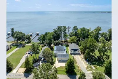 212 Lakeshore Drive, Lake Waccamaw, NC 28450 - Photo 51