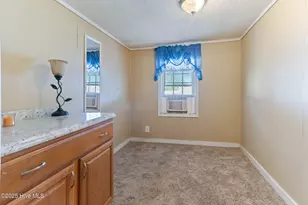 410 Elizabethtown Rd, Bladenboro, NC 28320 - Photo 21