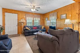 410 Elizabethtown Rd, Bladenboro, NC 28320 - Photo 5