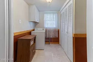 410 Elizabethtown Rd, Bladenboro, NC 28320 - Photo 23