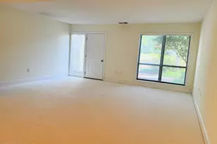 155 Beaufort Ct, Morehead City, NC 28557 - Photo 3