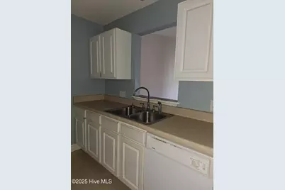 2920 Jessica Drive #B, Winterville, NC 28590 - Photo 5