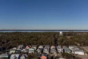 1713 Mackerel Ln, Carolina Beach, NC 28428 - Photo 5