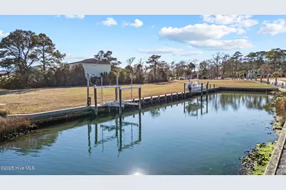 111 Cape Point Boulevard, Cape Carteret, NC 28584 - Photo 17