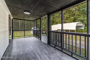 21480 Jane Shaw Rd, Wagram, NC 28396 - Photo 27