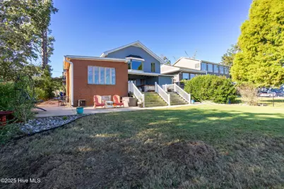 1804 River Drive, New Bern, NC 28560 - Photo 5