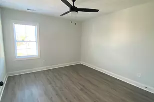 1404 B Hartley, Greenville, NC 27834 - Photo 13