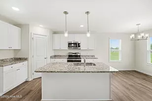 35 Littlefield Ln, La Grange, NC 28551 - Photo 9