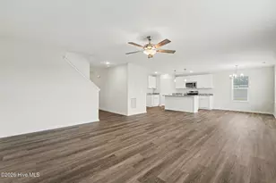 35 Littlefield Ln, La Grange, NC 28551 - Photo 7