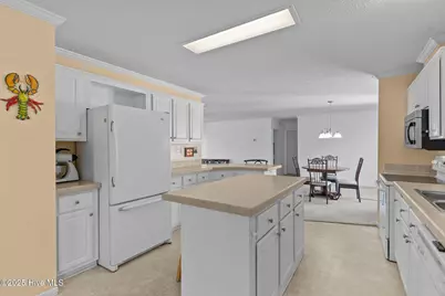 1041 Palm Court SW, Calabash, NC 28467 - Photo 11