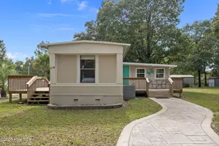 618 Creek Dr, Hampstead, NC 28443 - Photo 5