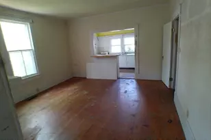 409 N Haughton St, Williamston, NC 27892 - Photo 7
