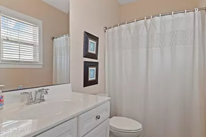 127 Ocean Boulevard W, Holden Beach, NC 28462 - Photo 19