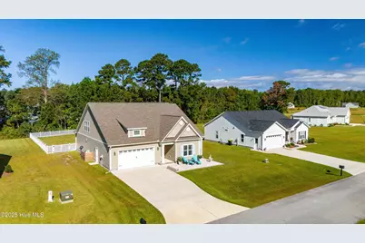 124 S Brightleaf Drive, Minnesott Beach, NC 28510 - Photo 3