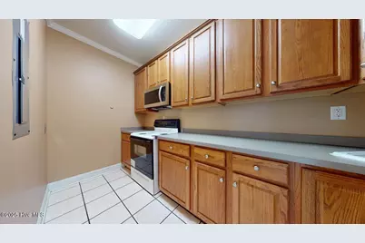 180 Coastal Lane, Jacksonville, NC 28546 - Photo 13