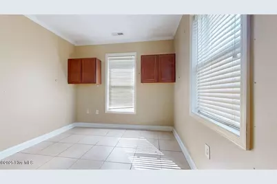 180 Coastal Lane, Jacksonville, NC 28546 - Photo 35