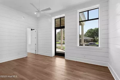805 Mulberry Street #Unit 104, Beaufort, NC 28516 - Photo 3