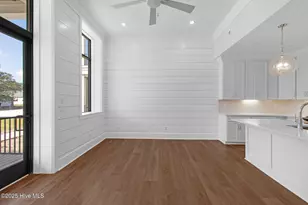 805 Mulberry St, Beaufort, NC 28516 - Photo 11