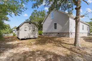 101 SW 28th St, Oak Island, NC 28465 - Photo 43