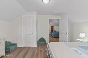101 SW 28th St, Oak Island, NC 28465 - Photo 35