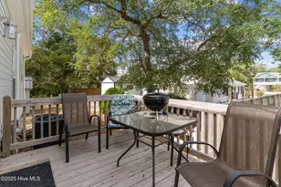 101 SW 28th St, Oak Island, NC 28465 - Photo 41