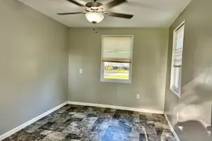 22480 Patricia St, Laurinburg, NC 28352 - Photo 15