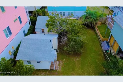 218 N Third Avenue N, Kure Beach, NC 28449 - Photo 5