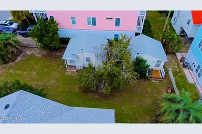 218 N Third Avenue N, Kure Beach, NC 28449 - Photo 11