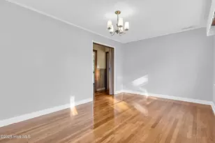 414 S Wilson St, Chadbourn, NC 28431 - Photo 9
